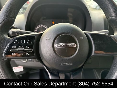 Used 2019 Freightliner Sprinter 170 image 13