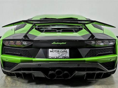 Used 2018 Lamborghini Aventador S AWD/4WD image 10