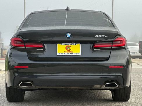 Used 2023 BMW 530e w/ Convenience Package RWD image 4