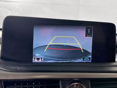 Used 2021 Lexus RX 350L Premium w/ Premium Package image 13