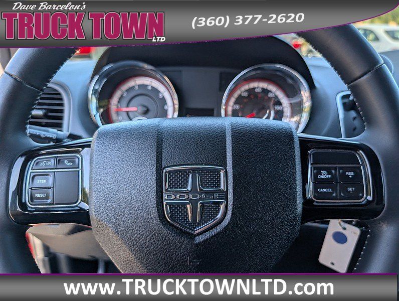 Used 2018 Dodge Grand Caravan SE FWD image 30