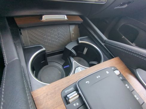 New 2025 Mercedes-Benz GLE 350 4MATIC image 9