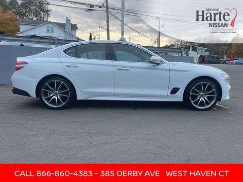 Used 2023 Genesis G70 2.0T image 6
