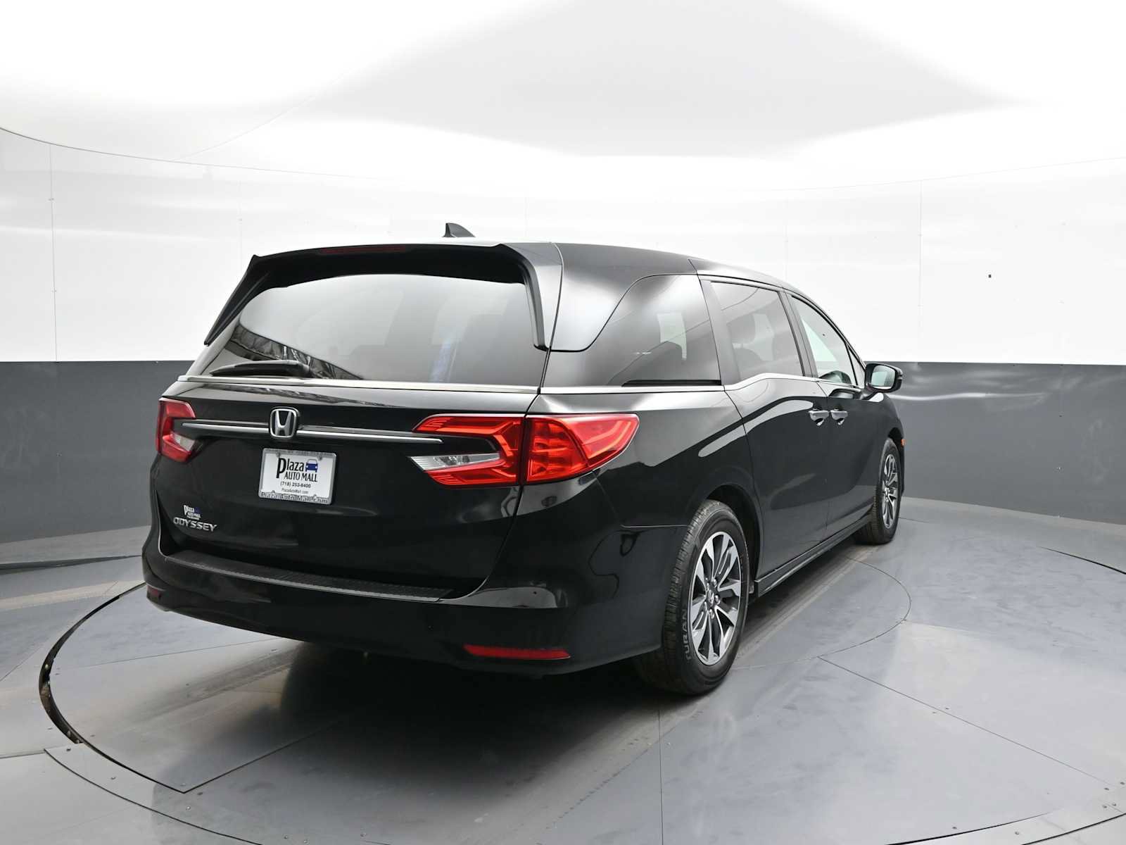 Certified 2023 Honda Odyssey EX-L image 5