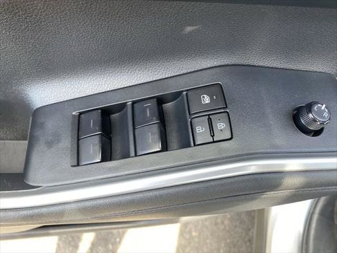 Certified 2024 Toyota Highlander LE AWD/4WD image 13