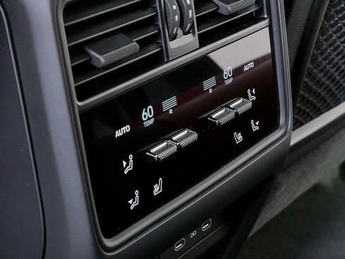New 2026 Porsche Cayenne GTS AWD/4WD image 22