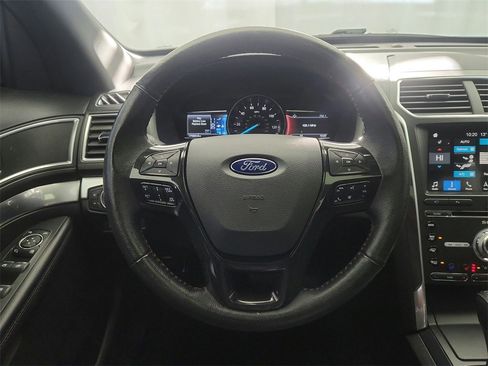 Used 2018 Ford Explorer Sport image 14