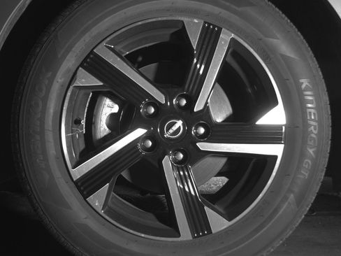 Used 2025 Nissan Sentra SV FWD image 12
