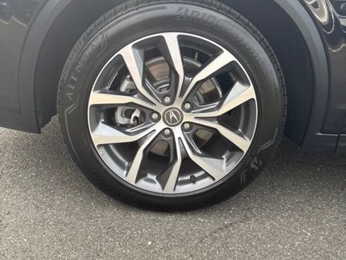 Certified 2023 Acura MDX w/ Technology Package AWD/4WD image 9