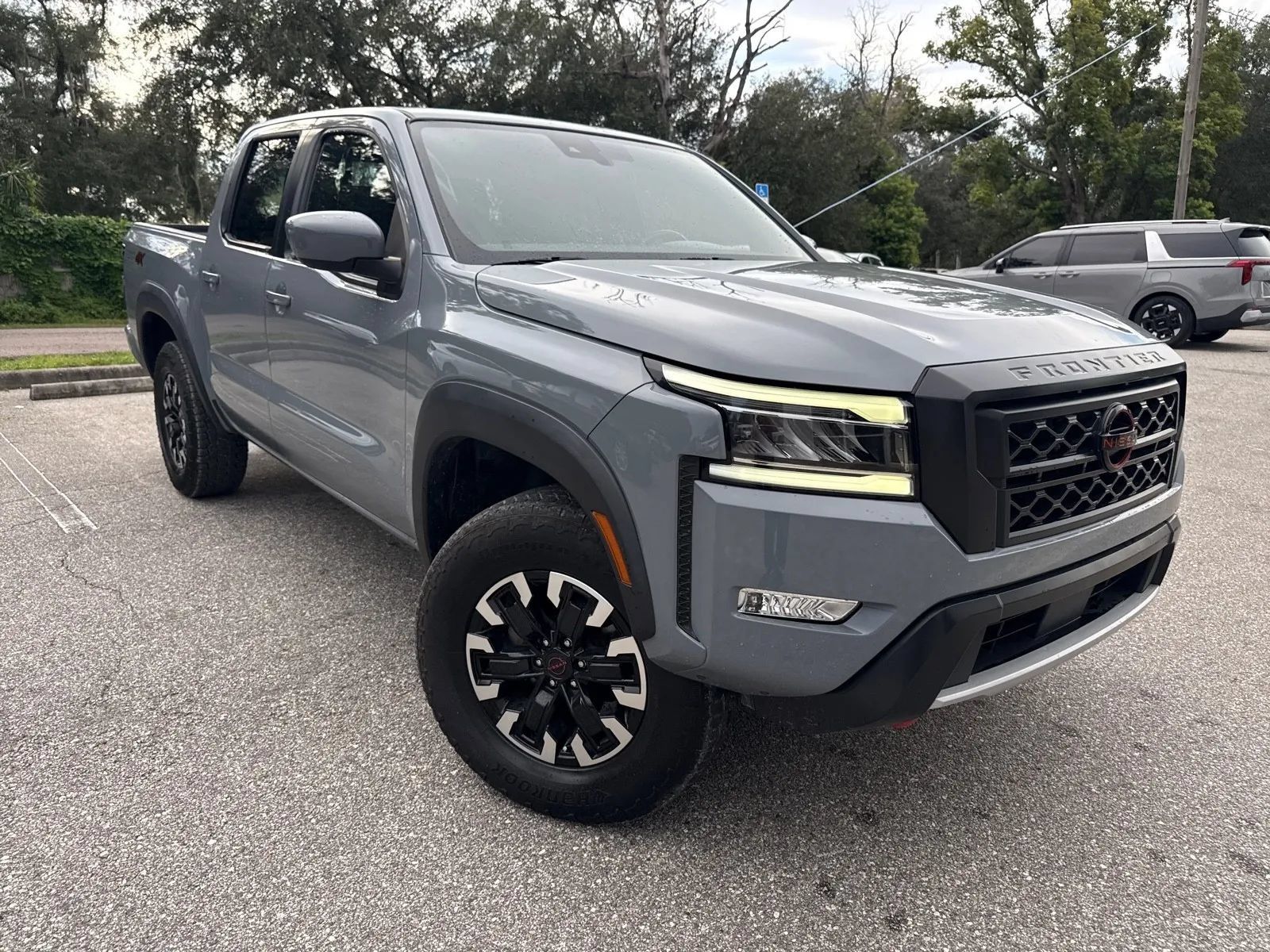 Used 2024 Nissan Frontier PRO-4X w/ Technology Package AWD/4WD image 5