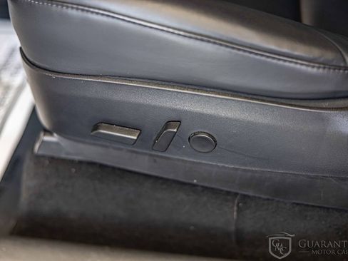 Used 2020 Tesla Model Y Long Range image 23