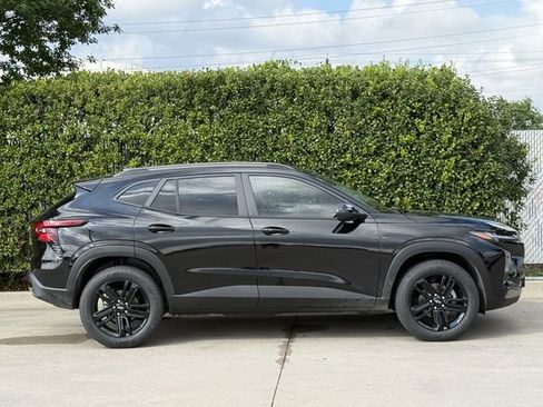 New 2026 Chevrolet Trax ACTIV image 3