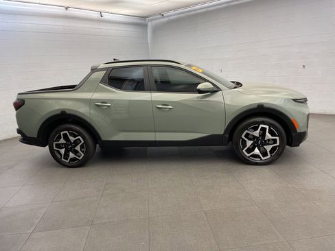 Used 2022 Hyundai Santa Cruz Limited AWD/4WD image 5