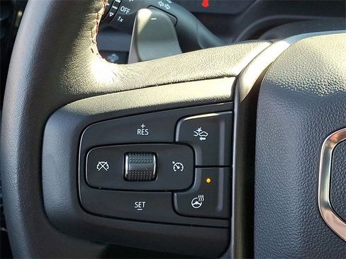 Used 2023 GMC Sierra 1500 AT4X image 22