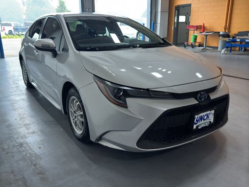 Used 2022 Toyota Corolla LE FWD image 7
