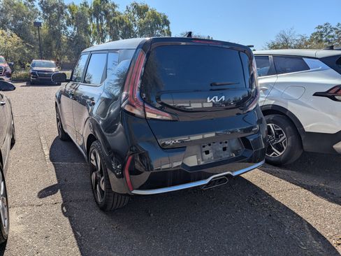 Certified 2023 Kia Soul GT-Line image 4