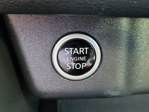 Used 2023 Nissan Rogue SV w/ SV Premium B Package image 24