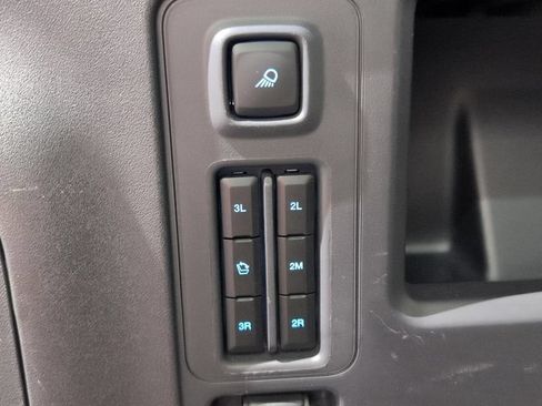 Used 2025 Ford Expedition Tremor AWD/4WD image 29