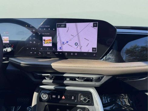 Certified 2025 Audi Q5 Premium w/ Convenience Package image 13