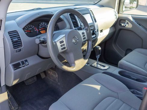 Used 2021 Nissan Frontier S image 11