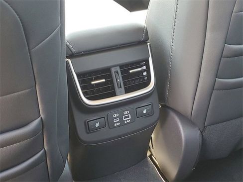New 2025 Subaru Legacy Limited image 12