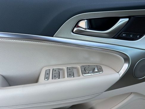 New 2026 Genesis G70 2.5T Prestige image 12