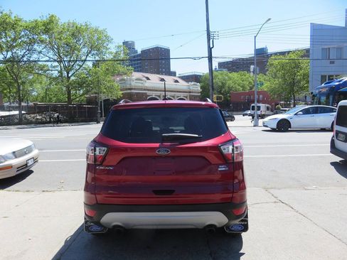 Used 2018 Ford Escape SEL AWD/4WD image 8
