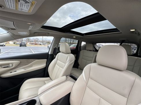 Used 2024 Nissan Murano SL image 22