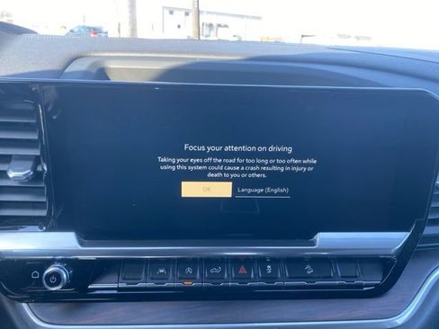 Used 2022 GMC Sierra 1500 SLT w/ SLT Premium Package image 22