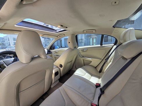 Used 2013 Volvo S60 T5 image 40