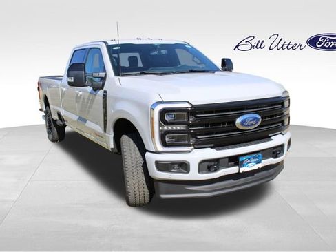 New 2026 Ford F350 Platinum image 2