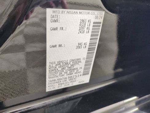 Used 2025 Nissan Altima 2.5 SV FWD image 36