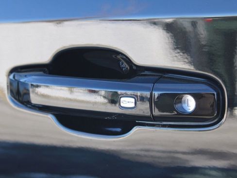 Used 2022 GMC Sierra 1500 SLE w/ X31 Off-Road Package image 14