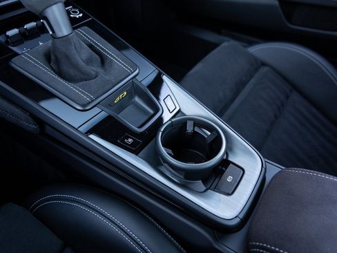 Certified 2024 Porsche 911 GT3 image 18