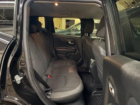 Used 2020 Jeep Renegade Altitude AWD/4WD image 20