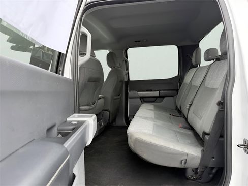 Used 2022 Ford F150 XLT w/ Trailer Tow Package image 17