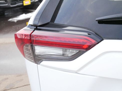Used 2024 Toyota RAV4 LE image 17