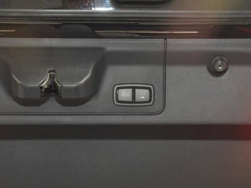 Used 2016 Porsche Panamera Turbo image 31