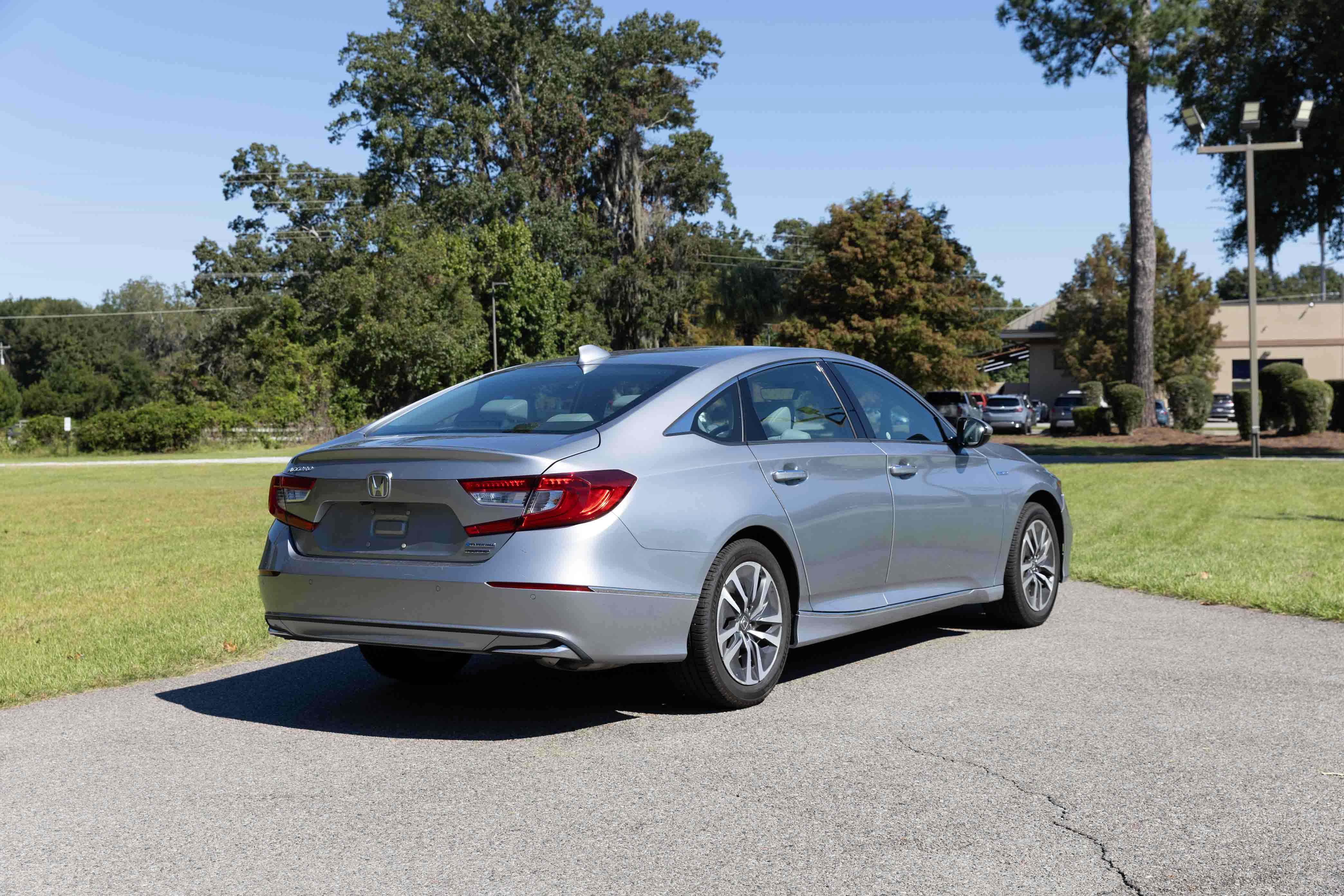 Used 2019 Honda Accord Touring image 4