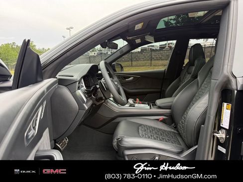 Used 2024 Audi RS Q8 AWD/4WD image 24
