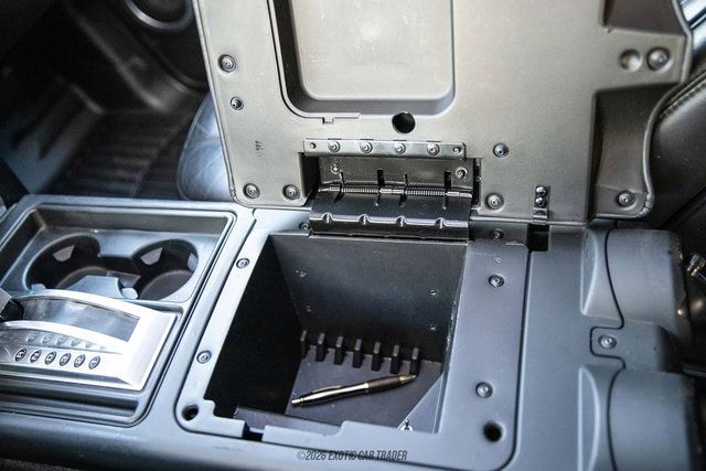 Used 2005 HUMMER H2 w/ Preferred Equipment Group AWD/4WD image 44
