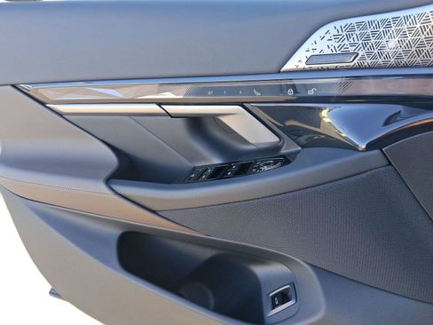 New 2026 BMW 540i xDrive w/ M Sport Package image 21