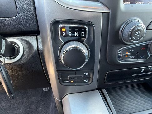Certified 2024 RAM 1500 Warlock w/ Electronics Group AWD/4WD image 31