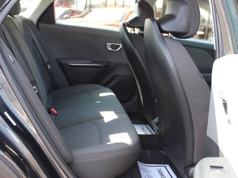 Used 2025 Kia K4 FWD image 11