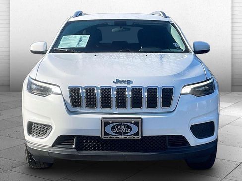 Used 2020 Jeep Cherokee Latitude w/ Cold Weather Group AWD/4WD image 2