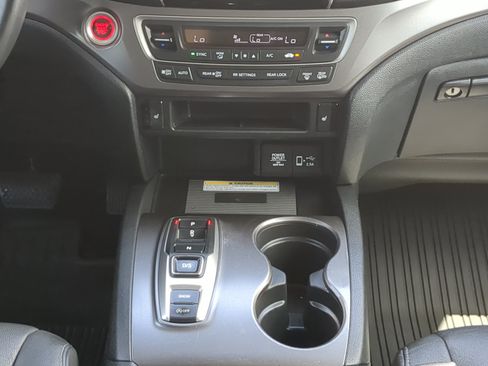 Used 2021 Honda Pilot Special Edition image 17