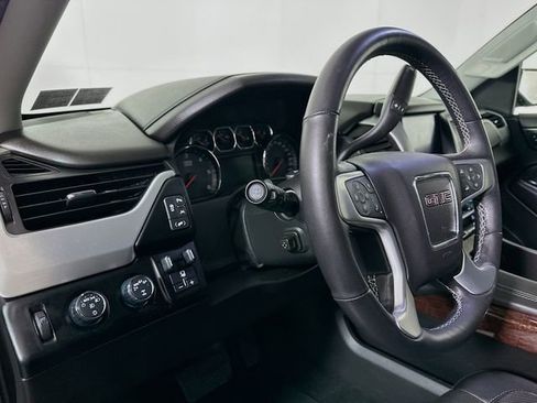 Used 2018 GMC Yukon SLT w/ Open Road Package image 10