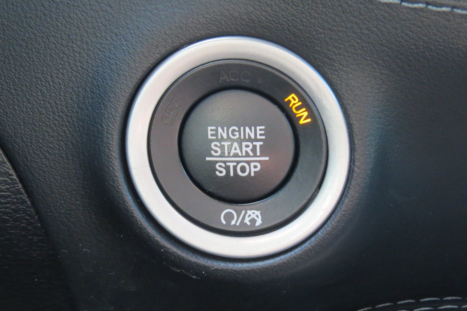 Used 2022 Dodge Challenger R/T Scat Pack RWD image 23