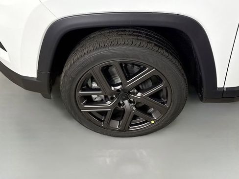 New 2026 Jeep Compass Limited image 29