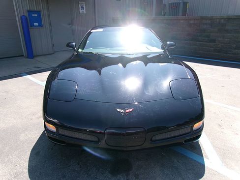 Used 2001 Chevrolet Corvette Z06 image 2